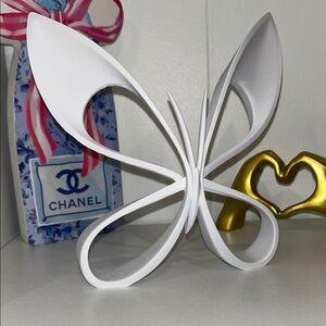 3D Printed Modern White Butterfly Decor